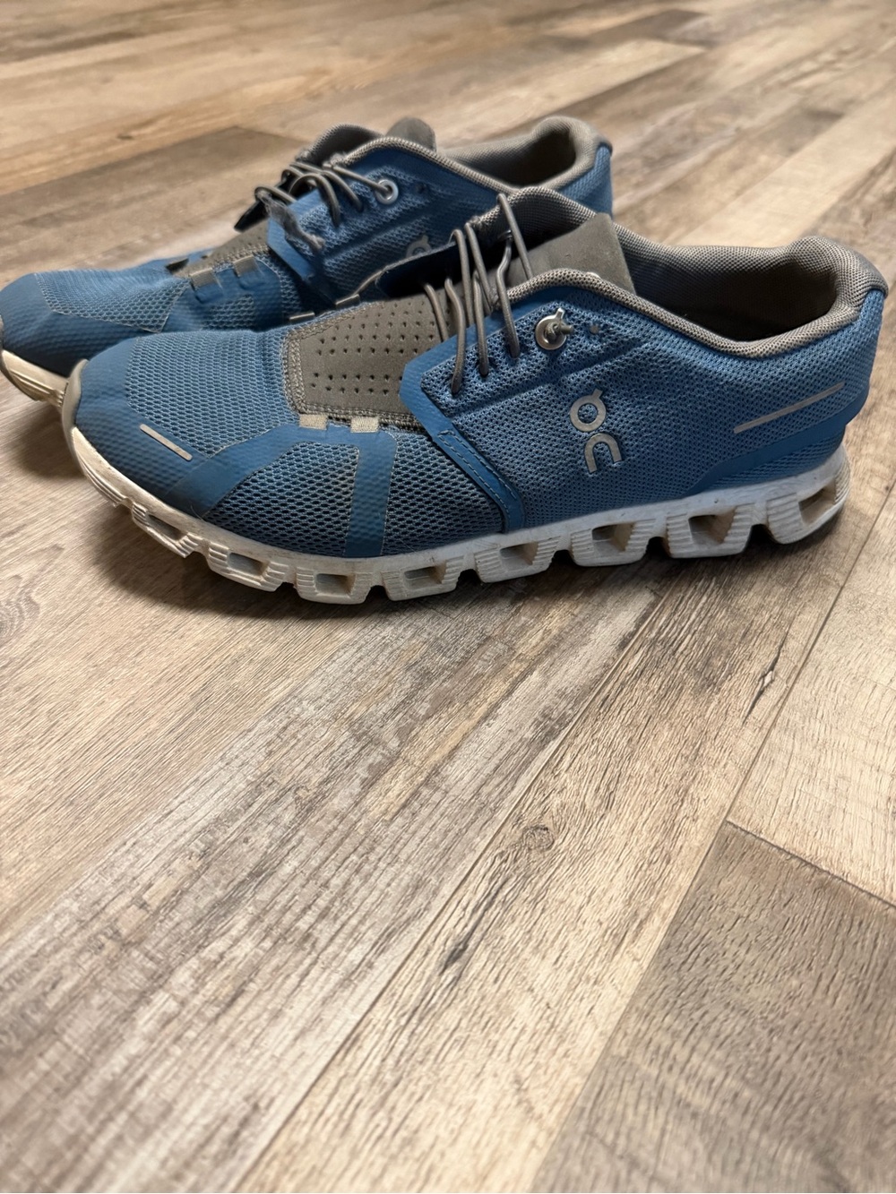 On Running Men’s Cloudswift Athletic Shoes - Navy Blue & Gray